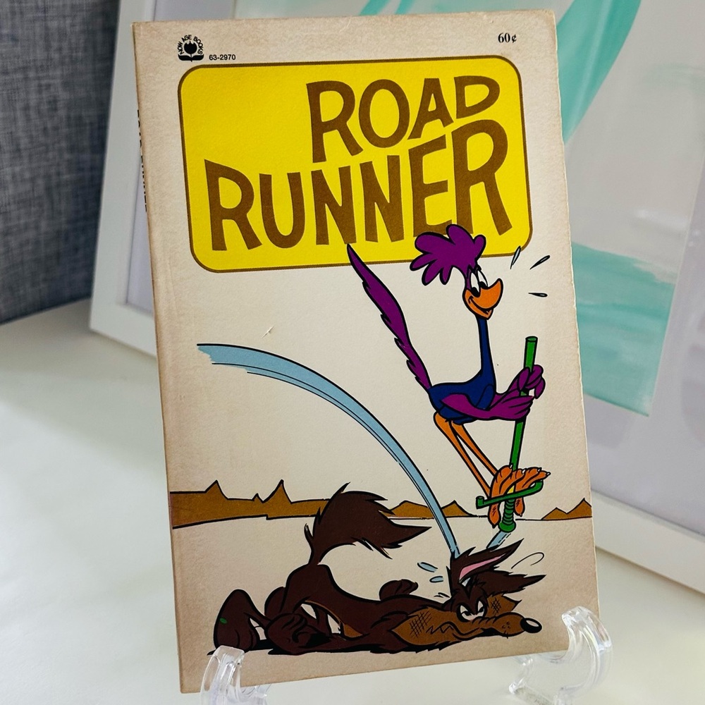 Road Runner Looney Tunes 1971 Paperback Book